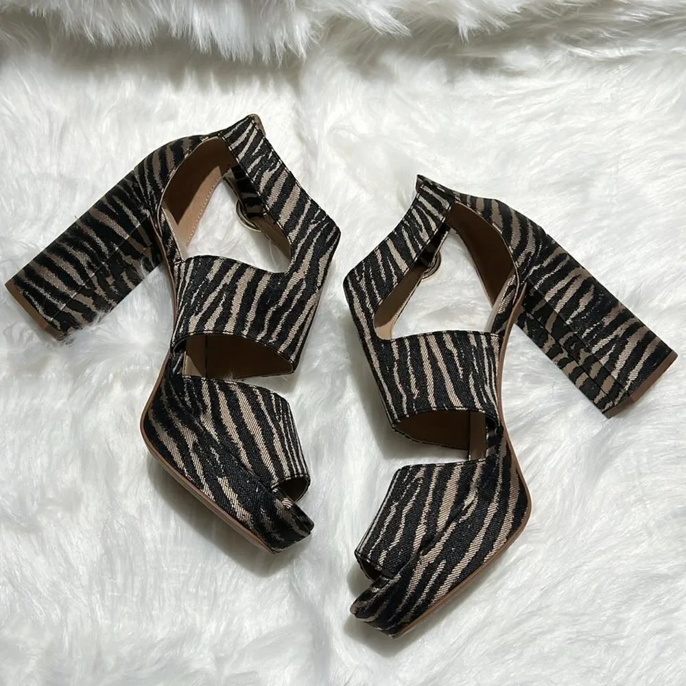 H&M‎ platform zebra print sandals SZ 40/9.5-10US  B66